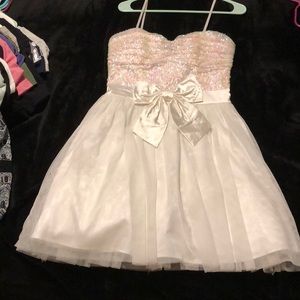 Dress with bow